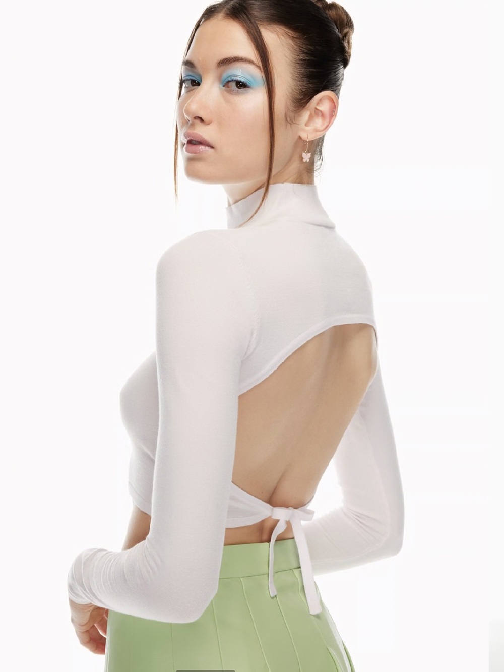 Aritzia Long-Sleeve Open-Back Crop Top